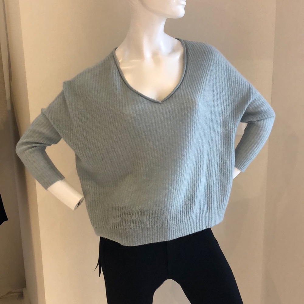 Line the Label v-neck sweater